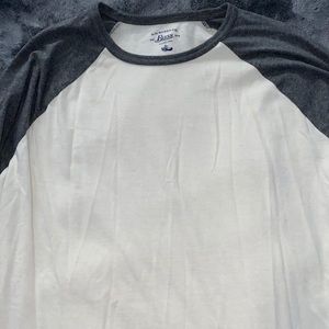 G.H Bass & CO Long Sleeve